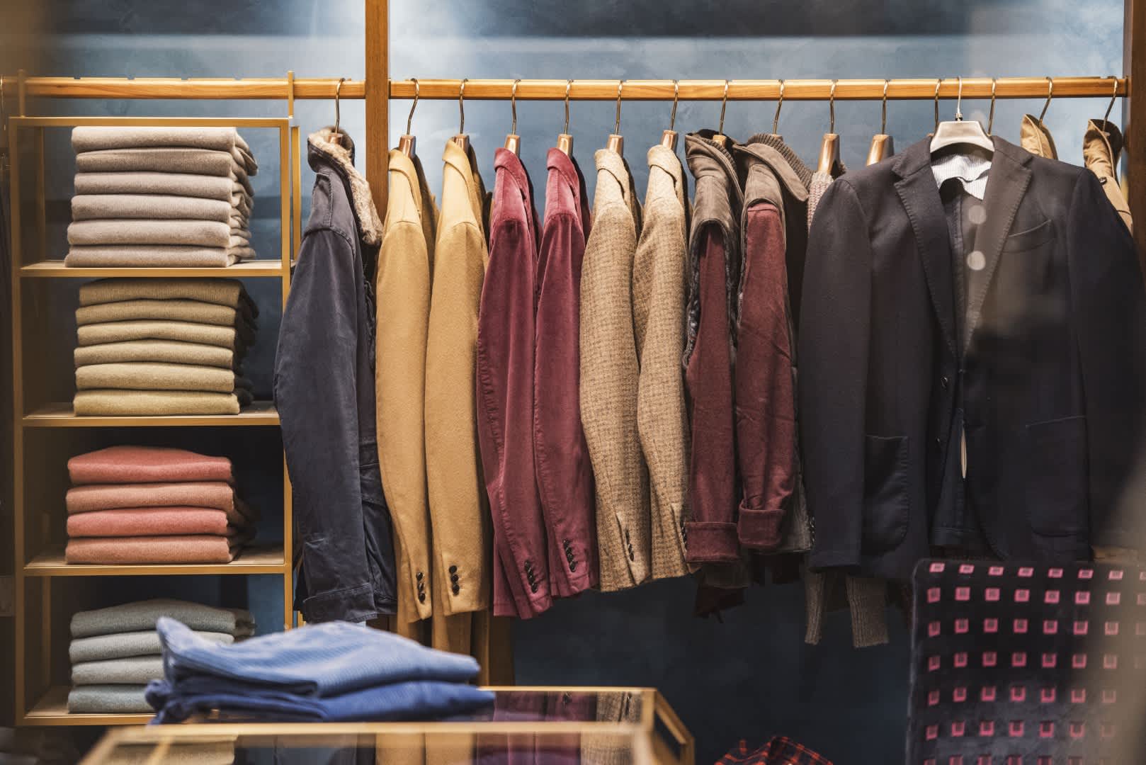 Deals Men Women Shirt Store -Deals Men Women Shirt Store shutterstock 521350180